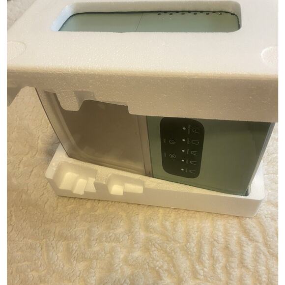 Orgo Products The Sierra Countertop Ice Maker, Bullet Shaped Ice Type, Excellent - Picture 6 of 9